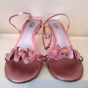 BCBG Paris Metallic Pink Heels w/Floral Motif